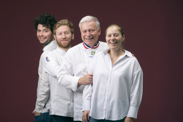 De gauche &agrave; droite : Maxime, Jeff, Christian et L&eacute;a T&ecirc;tedoie